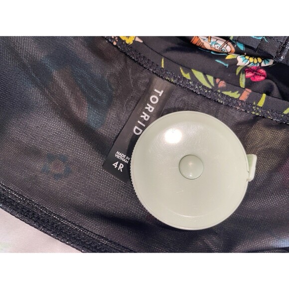 Torrid Vixen Tankini Peplum Top Hula Girl Tie Front Black 4R Push Up - Picture 7 of 10